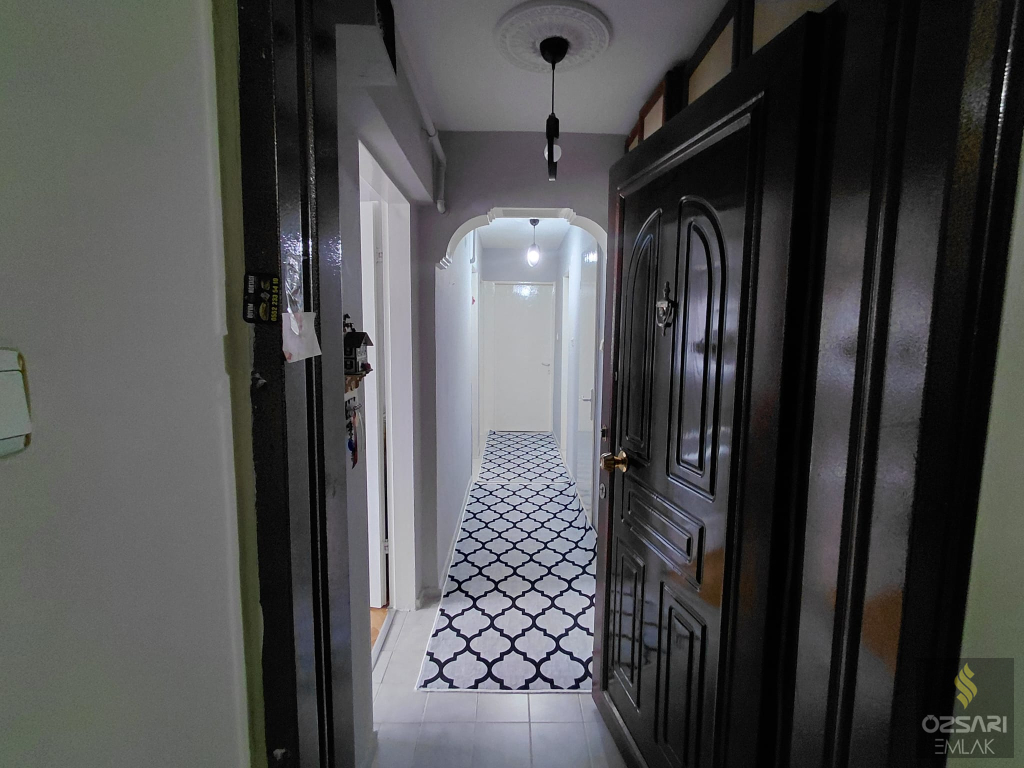 BORNOVA EVKA4 FULL YAPILI 2+1 SATILIK KAPALI MUTFAK DAİRE