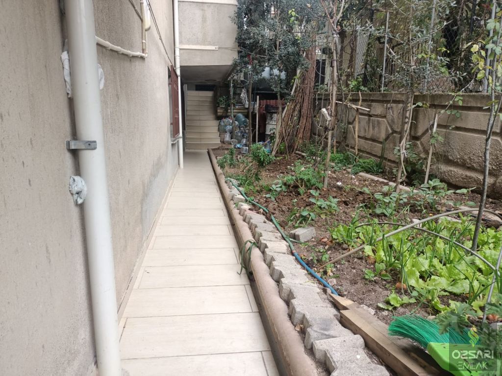 BORNOVA İNÖNÜ MAHALLESİNDE 2+1 EŞYALI DAİRE
