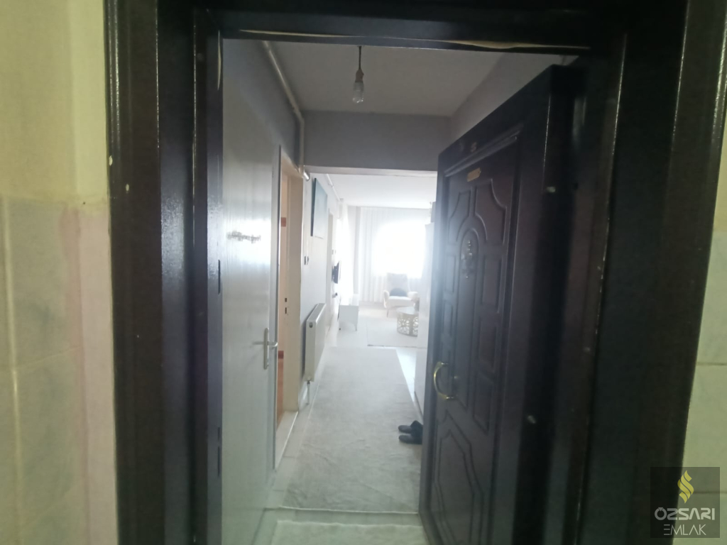 BORNOVA EVKA 4 KUPON DOĞALGAZLI GÜNEY CEPHE SATILIK DAİRE
