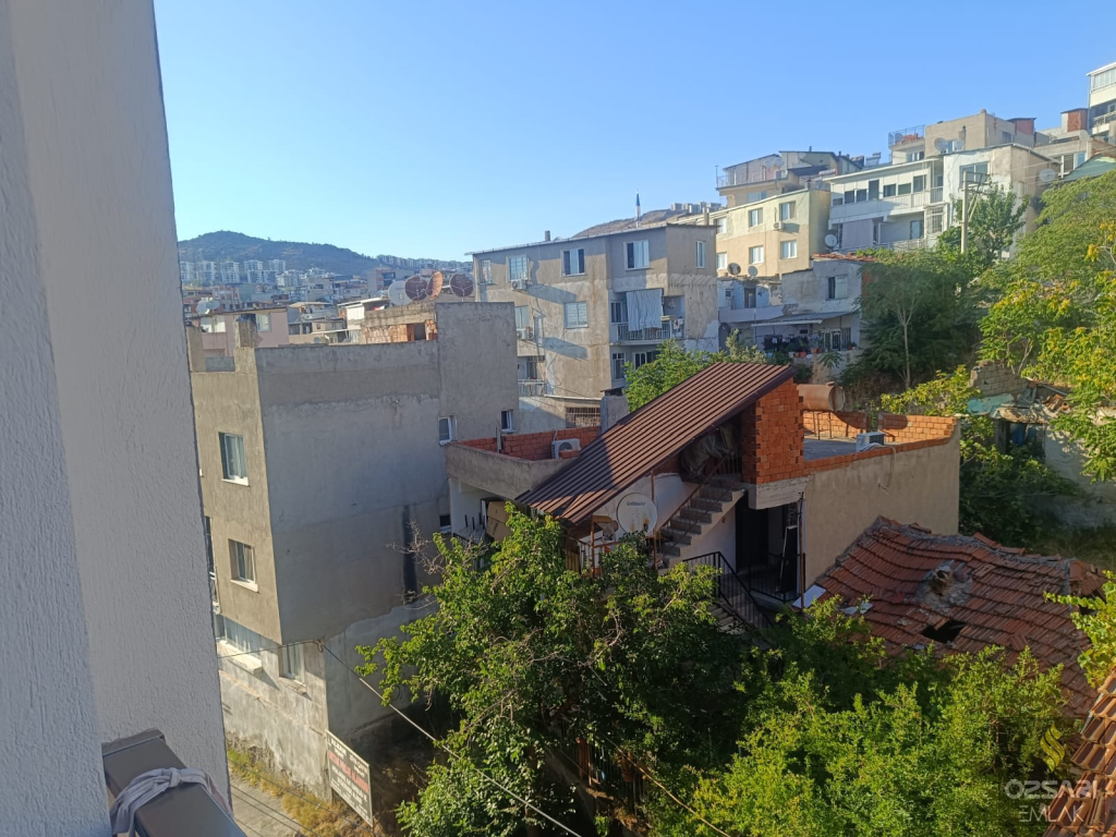 BAYRAKLI ŞEHİR HASTANESİNE YAKIN 2+1 YENİ SATILIK DAİRE