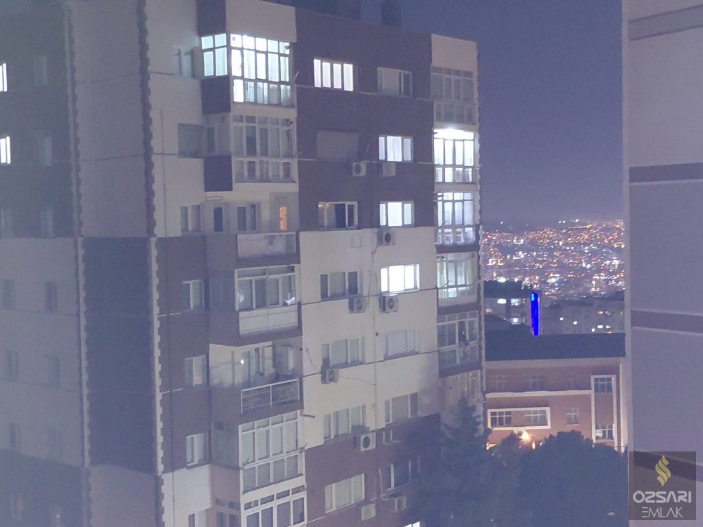 BORNOVA EVKA4 2+1 KAPALI MUTFAK DOĞALGAZLI GÜNEYCEPHE SATILIK DAİRE