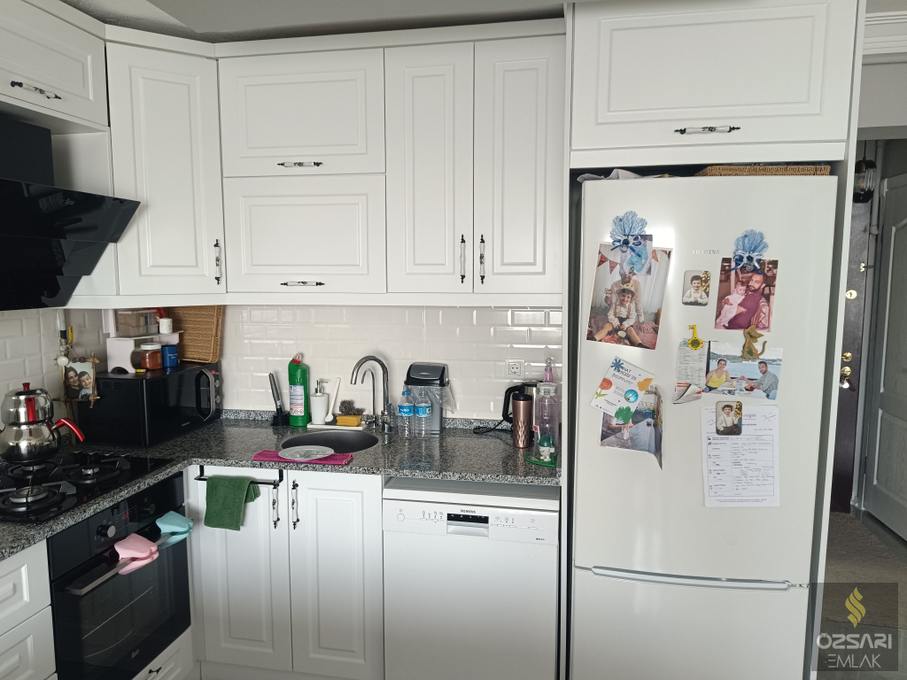 BORNOVA EVKA 4 FULL YAPILI DENİZ MANZARALI FIRSAT SATILIK DAİRE