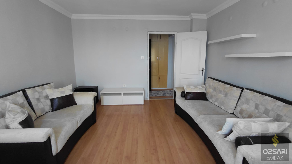 EVKA 4 FULL EŞYALI GÜNEY CEPHE DOĞALGAZLI KİRALIK DAİRE...
