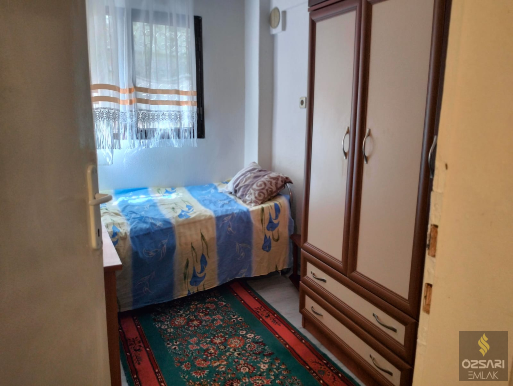 BORNOVA İNÖNÜ MAHALLESİNDE FULL EŞYALI KLİMALI KİRALIK DAİRE