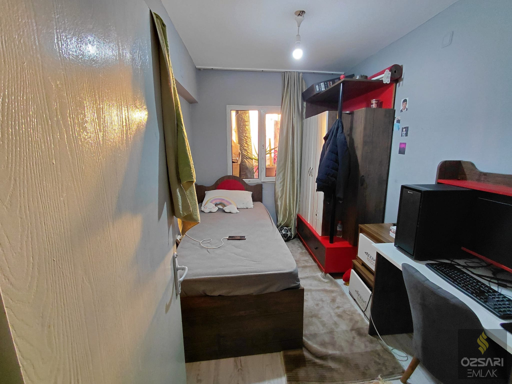 BORNOVA EVKA4 3+1 GÜNEY CEPHE SATILIK DAİRE