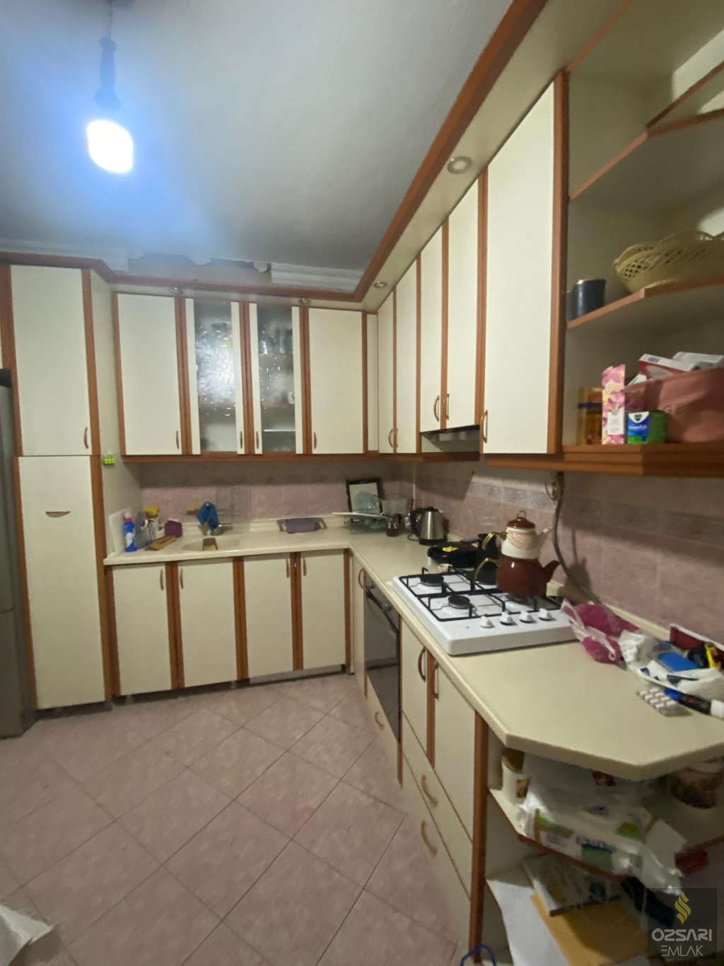 Bornova Atatürk mah. 2+1 kiralık Daire