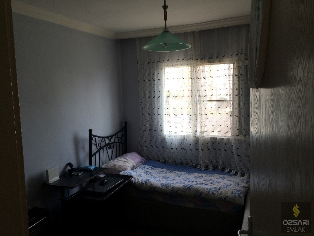 BORNOVA EVKA 4 2+1 DENİZ MANZARALI KİRALIK DAİRE