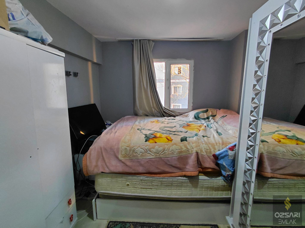 BORNOVA EVKA4 3+1 GÜNEY CEPHE SATILIK DAİRE