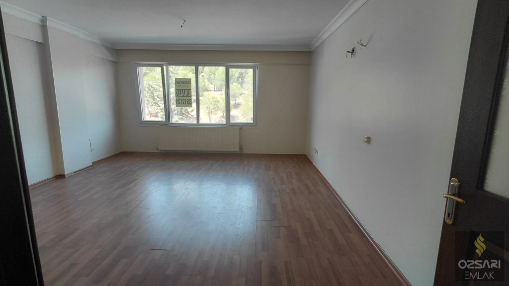 BAYRAKLI OSMAN GAZİ ASKERLİK ŞUBESİ ÇAPRAZI FULL YAPILI DOĞAL GAZLI FERAH DAİRE
