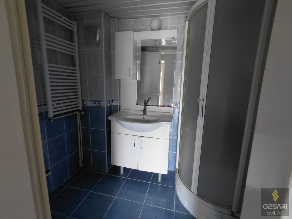 BORNOVA EVKA4 FULL YAPILI 2+1 SATILIK KAPALI MUTFAK DAİRE