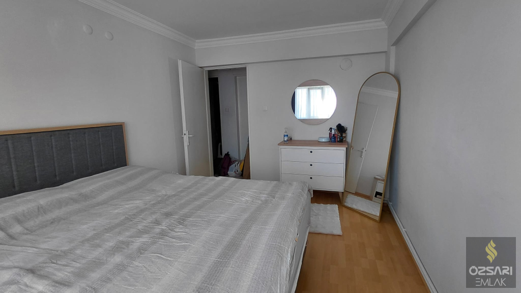 BORNOVA EVKA4 FULL DENİZ MANZARALI GÜNEY CEPHE DOĞALGAZLI ACİL SATILIK DAİRE