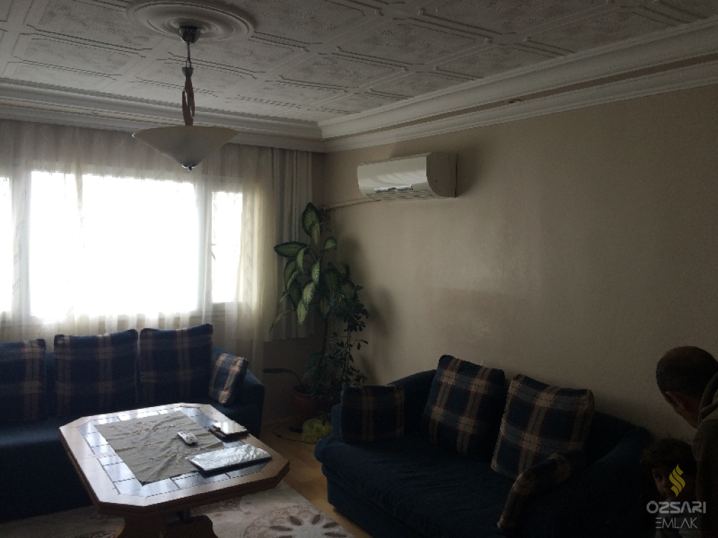 BORNOVA EVKA 4 2+1 DENİZ MANZARALI KİRALIK DAİRE