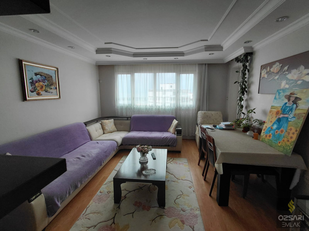 BORNOVA EVKA 4 YAPILI DENİZ MANZARALI 2+1 KAPALI MUTFAK FIRSAT DAİRE