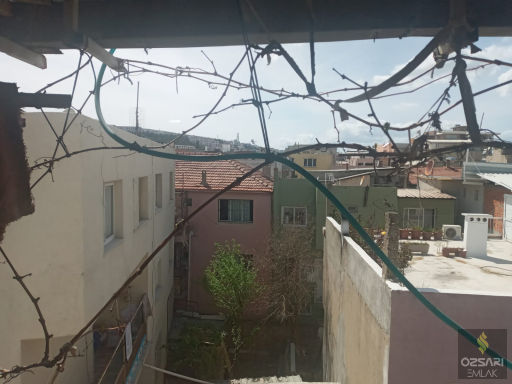 ALTINDAĞDA RESMİ İKİ KAT İMARLI SATILIK BİNA