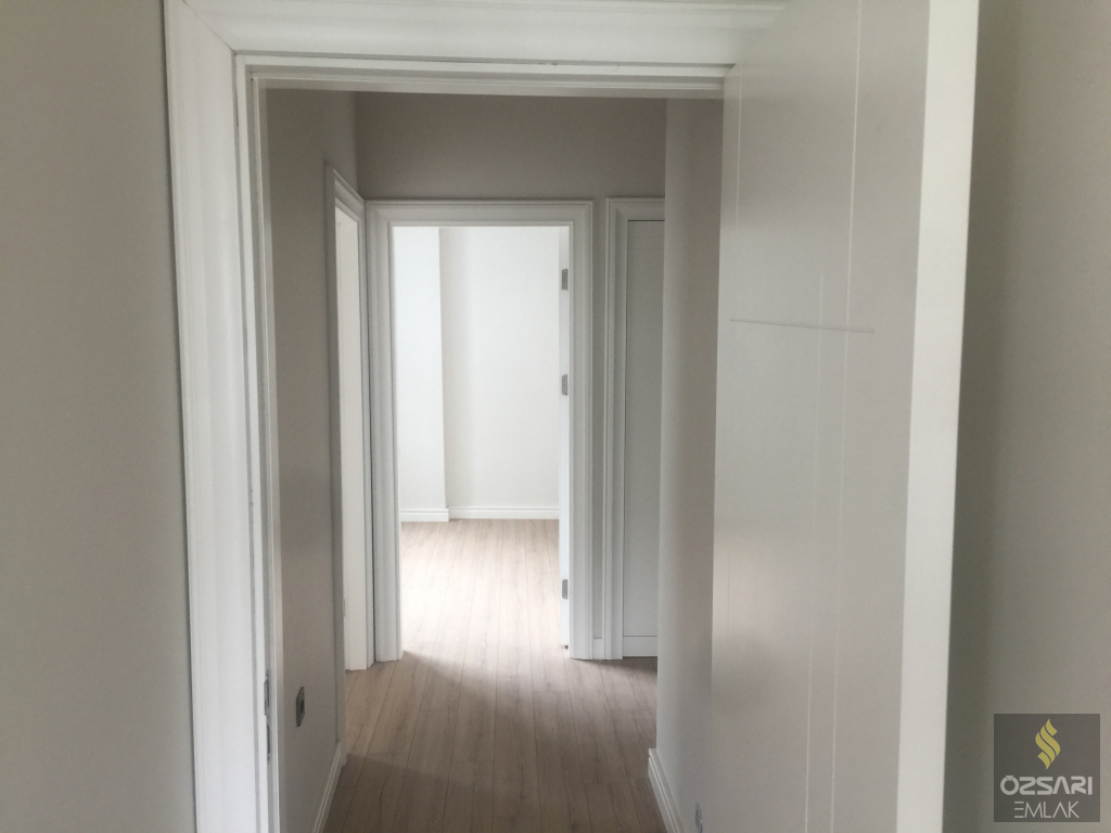 BAYRAKLI ŞEHİR HASTANESİ KARŞISI 2+1 YENİ BİNA KİRALIK DAİRE