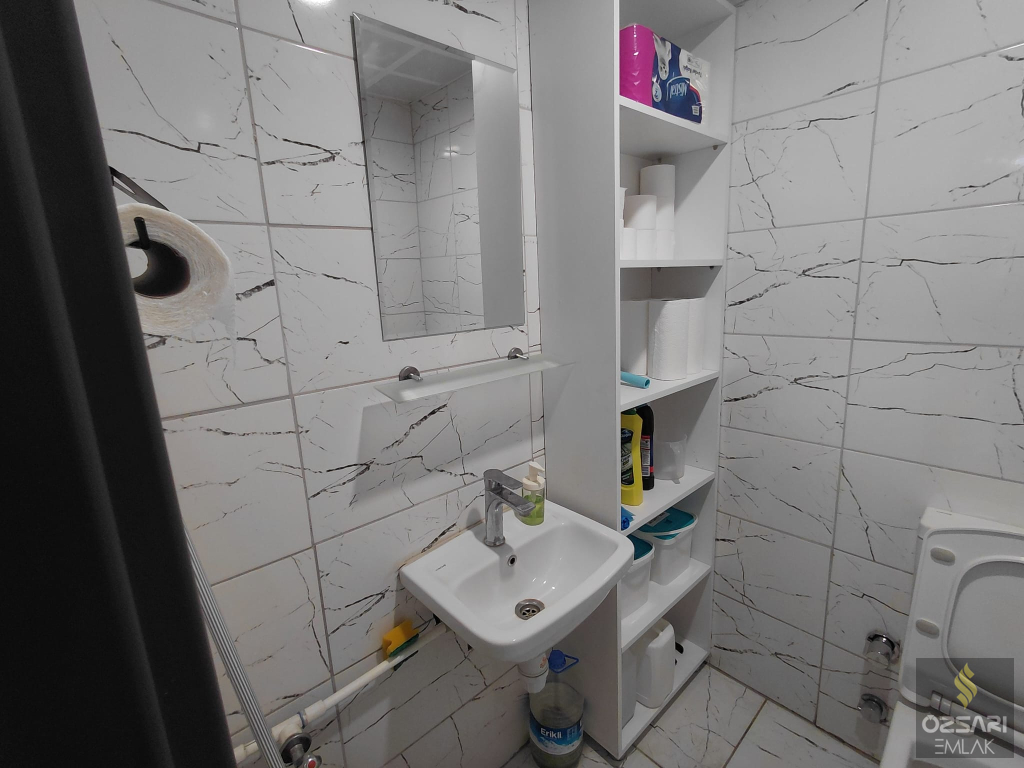 İŞLEK NOKTADA ALTIN DEĞERİNDE DEVREN SATILIK BURGER VE PİZZA SALONU