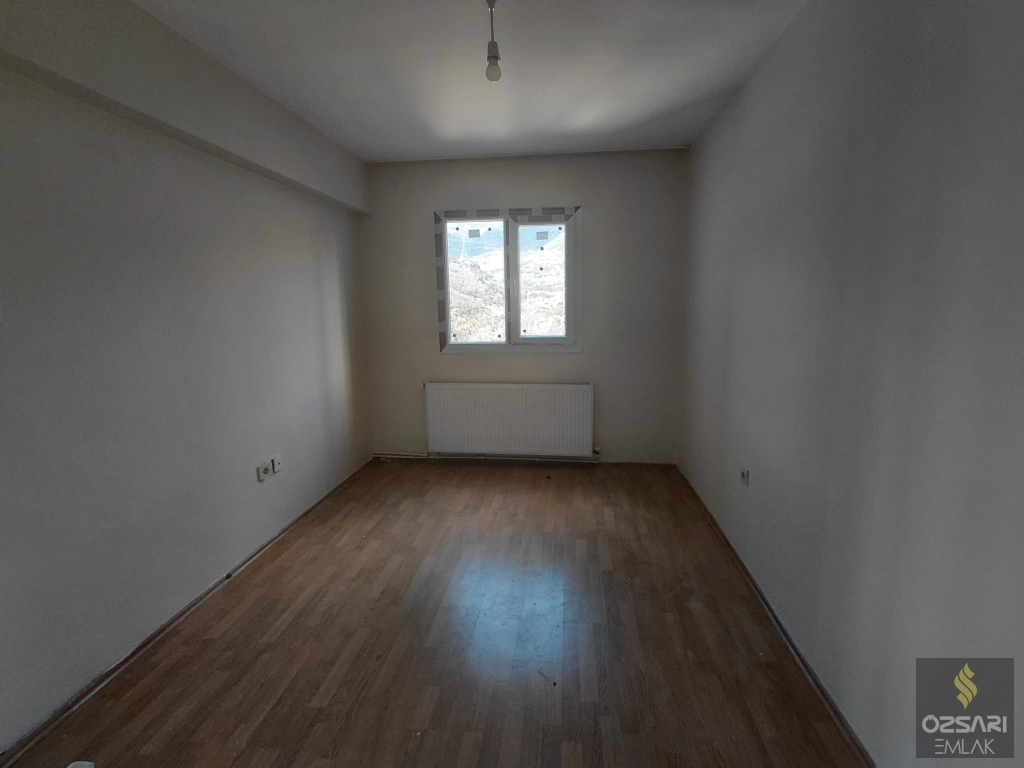 BORNOVA EVKA 4 FULL YAPILI GÜNEY CEPHE DOĞALGAZLI 3+1 KİRALIK DAİRE
