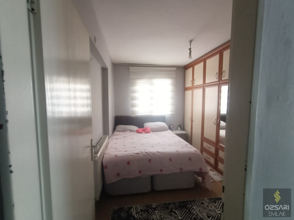 BORNOVA EVKA 4 KUPON DOĞALGAZLI GÜNEY CEPHE SATILIK DAİRE...
