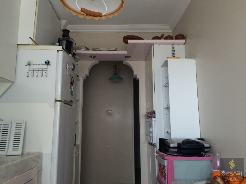 BORNOVA EVKA 4 2+1 DENİZ MANZARALI KİRALIK DAİRE