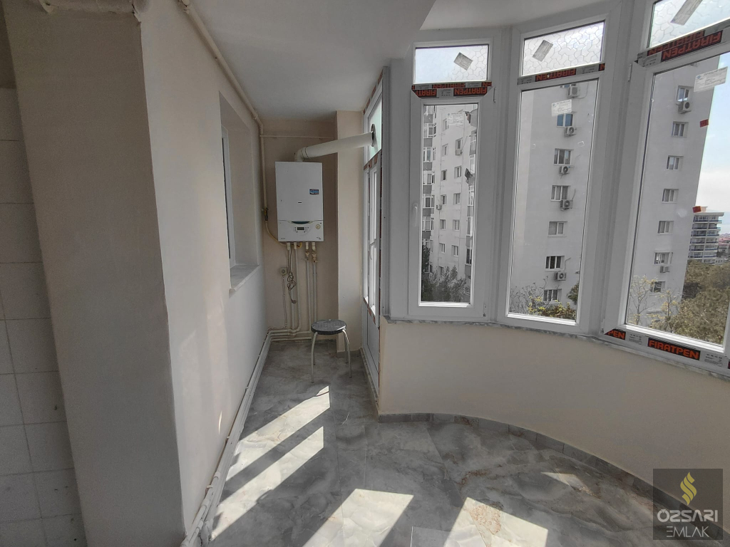 BORNOVA EVKA 4 FULL YAPILI GÜNEY CEPHE DOĞALGAZLI 3+1 KİRALIK DAİRE