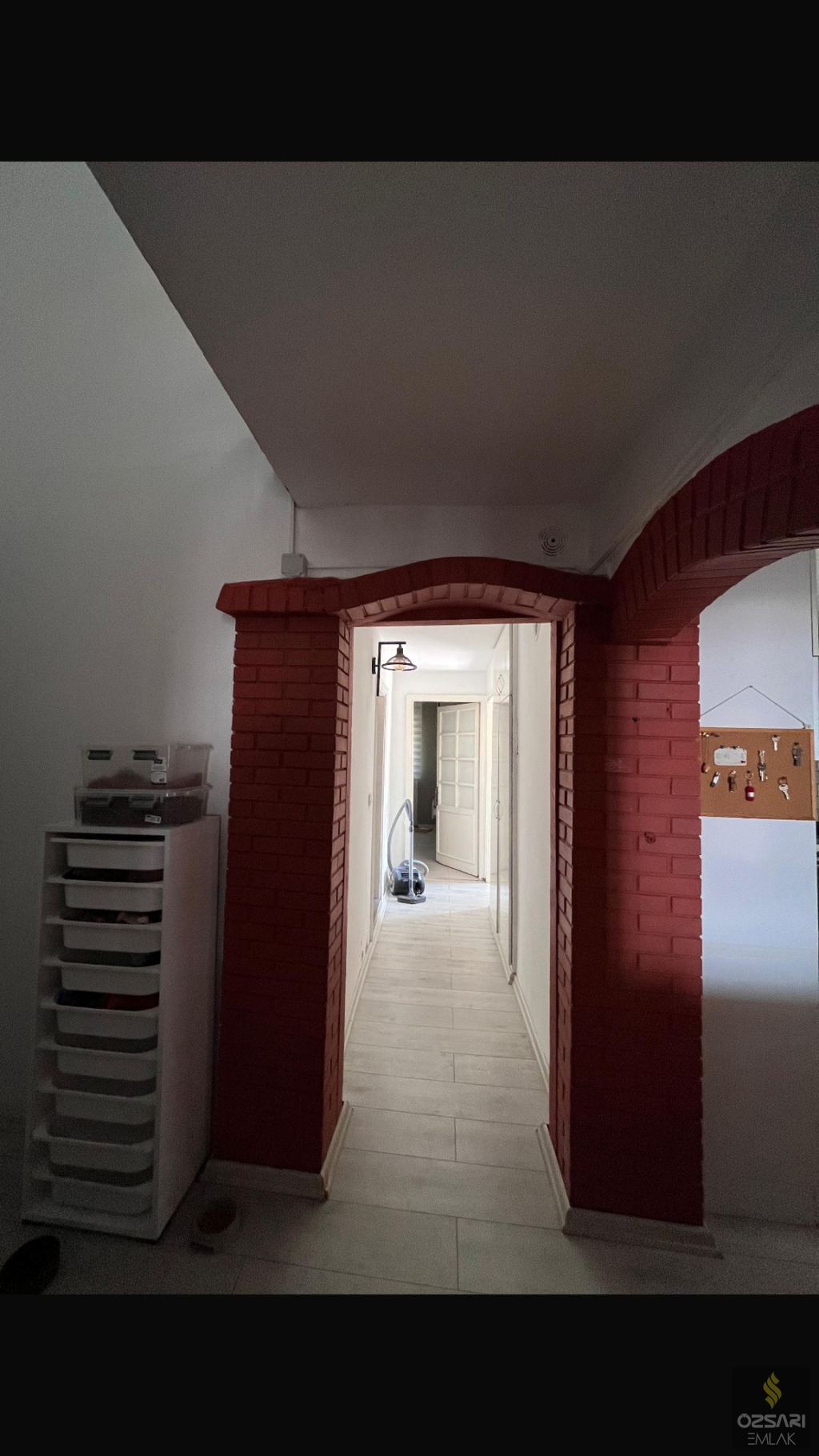 Bornova Atatürk mah deniz manzaralı 3 katlı satılık Bina