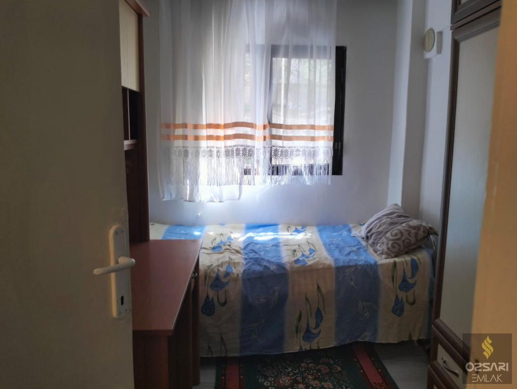 BORNOVA İNÖNÜ MAHALLESİNDE FULL EŞYALI KLİMALI KİRALIK DAİRE