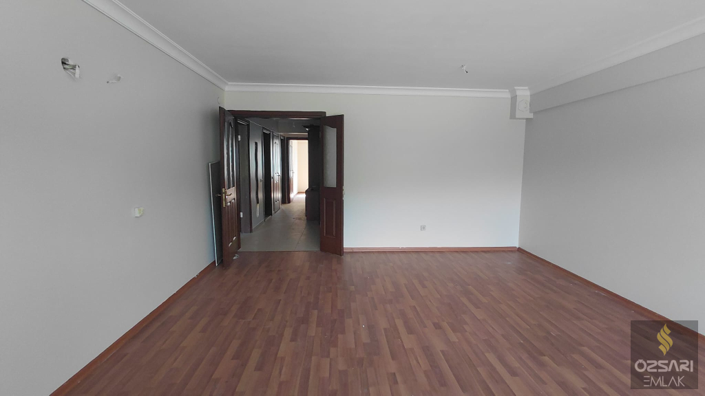 BAYRAKLI OSMAN GAZİ ASKERLİK ŞUBESİ ÇAPRAZI FULL YAPILI DOĞAL GAZLI FERAH DAİRE