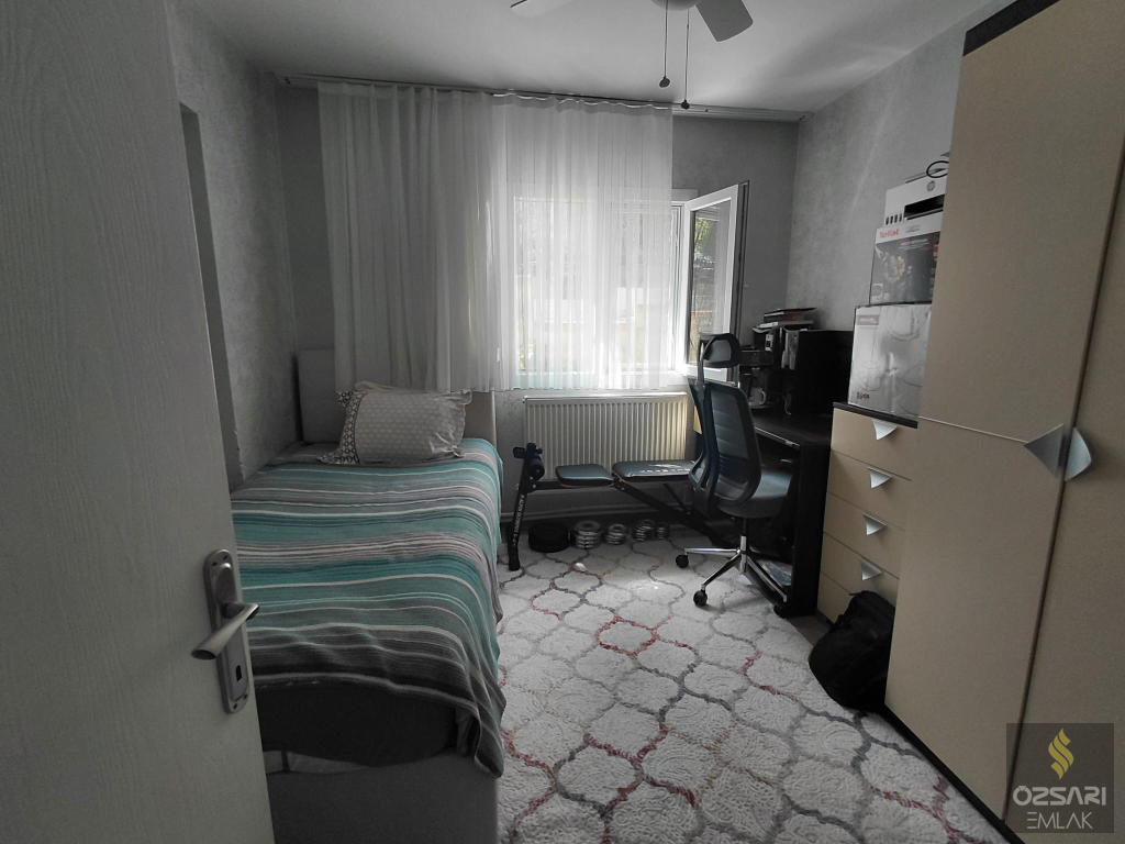 BORNOVA EVKA4 FULL YAPILI GÜNEYCEPHE 2+1 SATILIK DAİRE