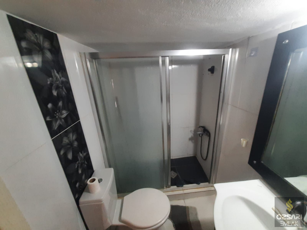 Bornova Atatürk mah. Eşyalı 1+1 kiralık Daire