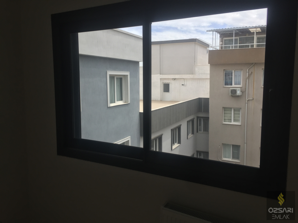 BAYRAKLI ŞEHİR HASTANESİ KARŞISI 2+1 YENİ BİNA KİRALIK DAİRE