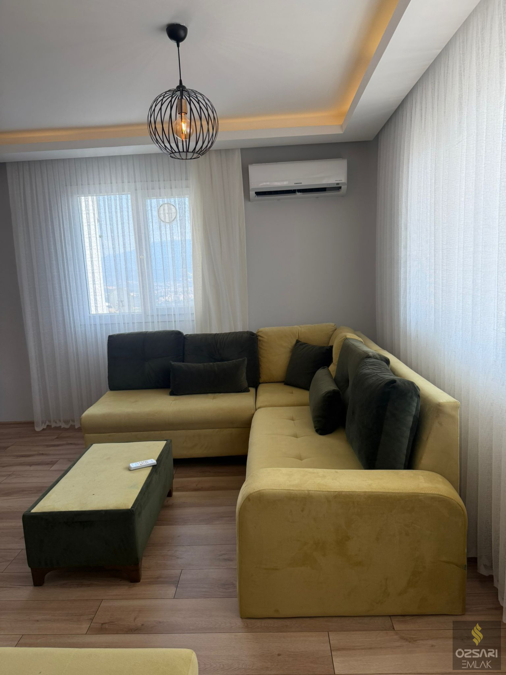 BORNOVA EVKA 4 FULL EŞYALI DOĞALGAZLI KİRALIK DAİRE