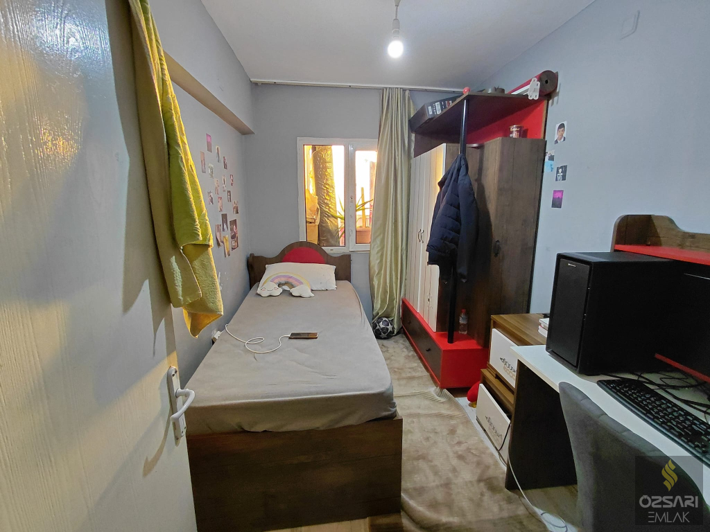BORNOVA EVKA4 3+1 GÜNEY CEPHE SATILIK DAİRE