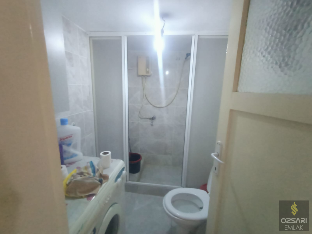 BORNOVA İNÖNÜ MAHALLESİNDE 2+1 EŞYALI DAİRE