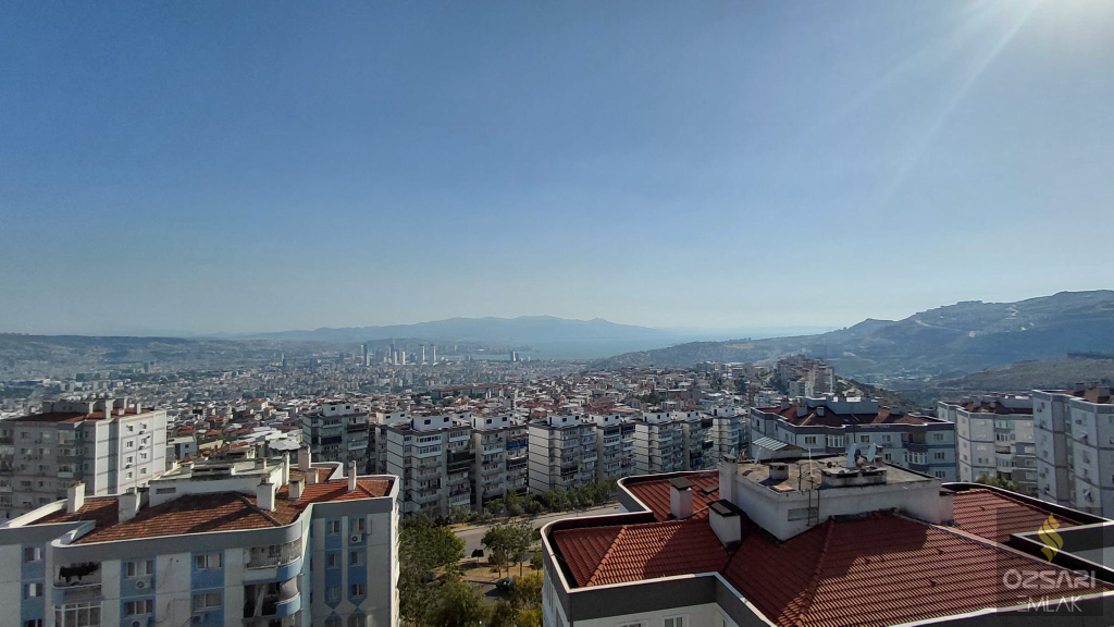 BORNOVA EVKA4 FULL DENİZ MANZARALI GÜNEY CEPHE DOĞALGAZLI ACİL SATILIK DAİRE