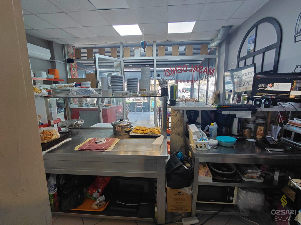 MANAVKUYU ÇAMKIRAN ORTAOKULU KARŞISI SATILIK KUPON DÜKKAN