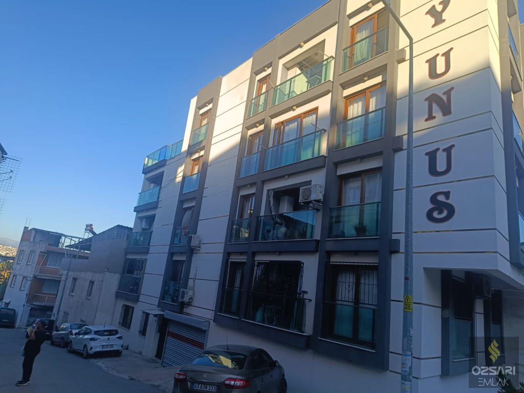 BAYRAKLIDA 2+1 AÇIK MUTFAK  YENİ BİNA  KİRALIK