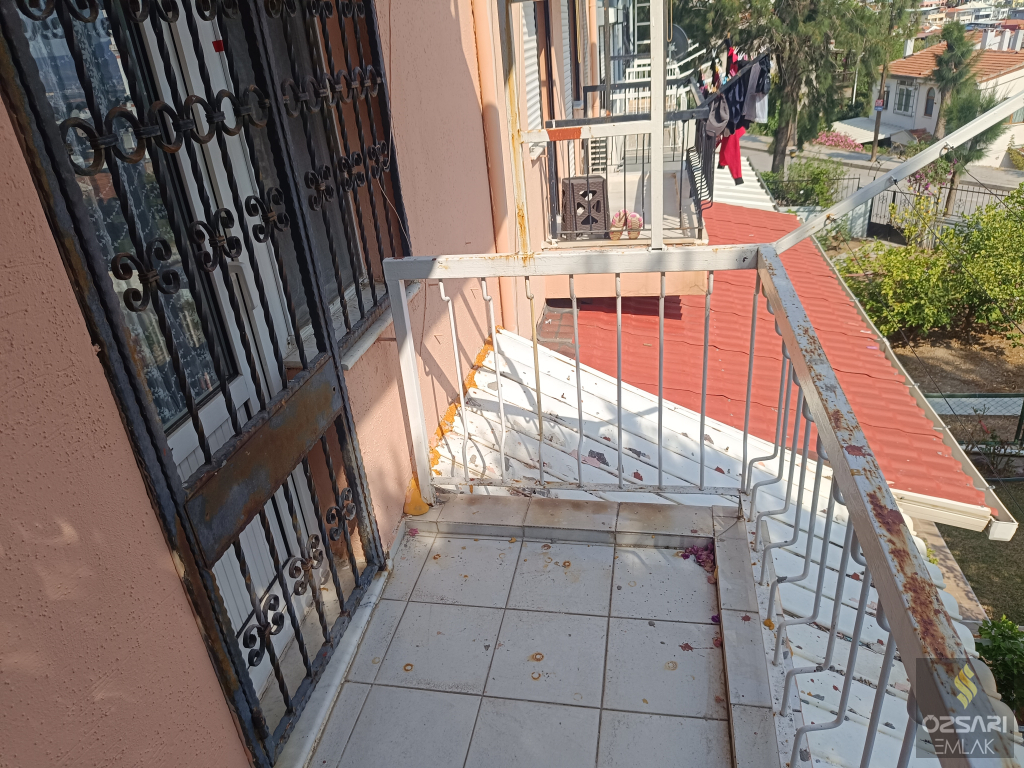 BORNOVA ATATÜRK MAHALLESİNDE MÜSTAKİL 3+1DUBLEKS BAHÇELİ SATILIK