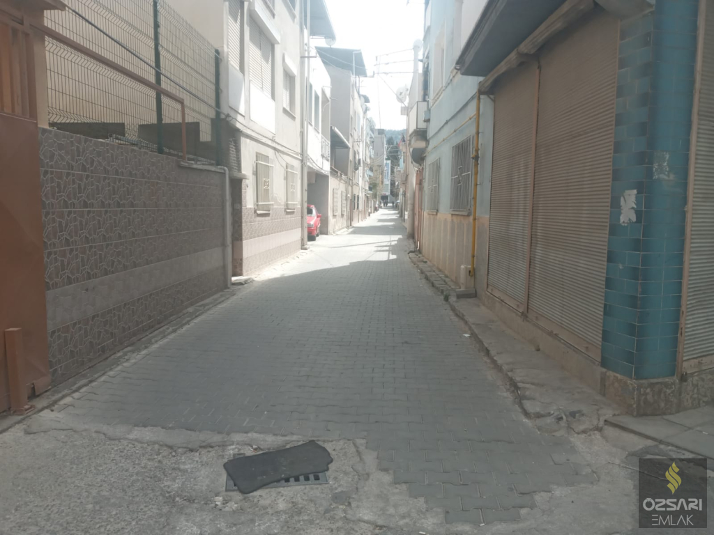 ALTINDAĞDA RESMİ İKİ KAT İMARLI SATILIK BİNA