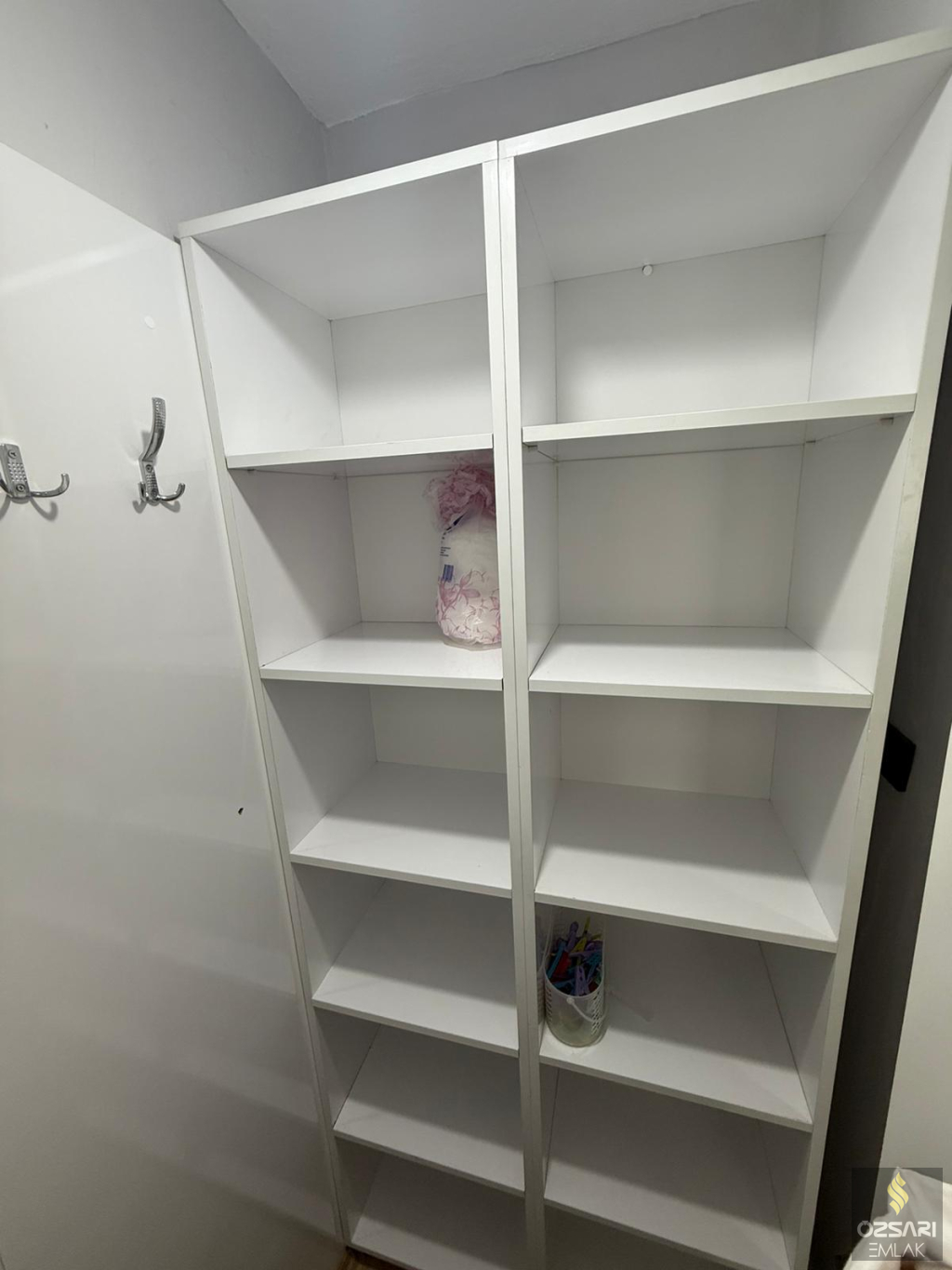 BORNOVA EVKA 4 FULL EŞYALI DOĞALGAZLI KİRALIK DAİRE