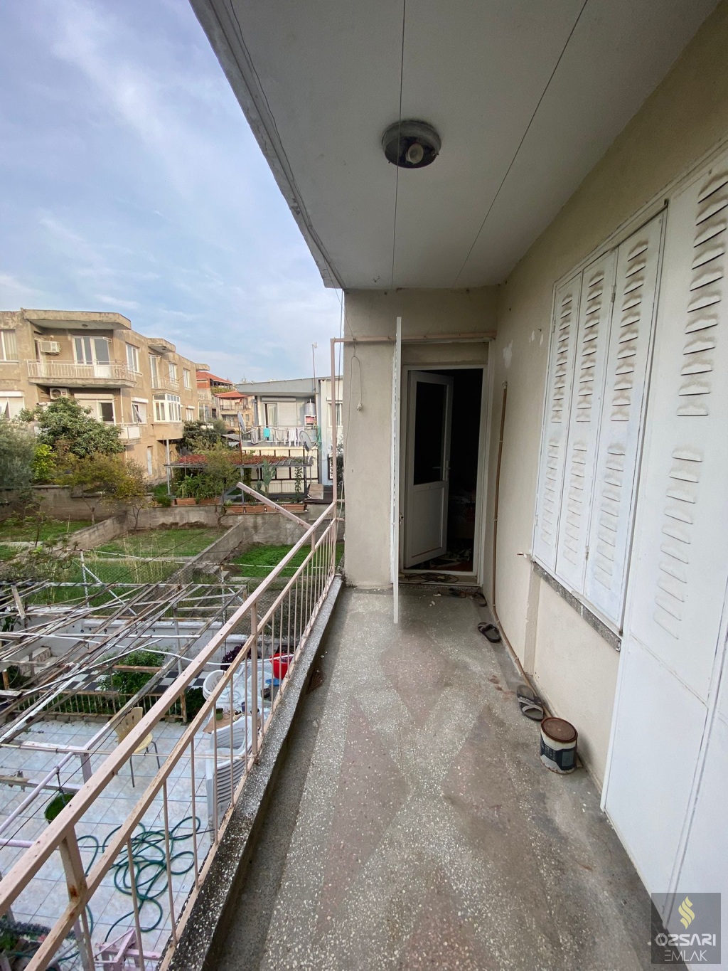 Bornova Atatürk mah. Tekstif Sitesi 3+1 Satılık Daire