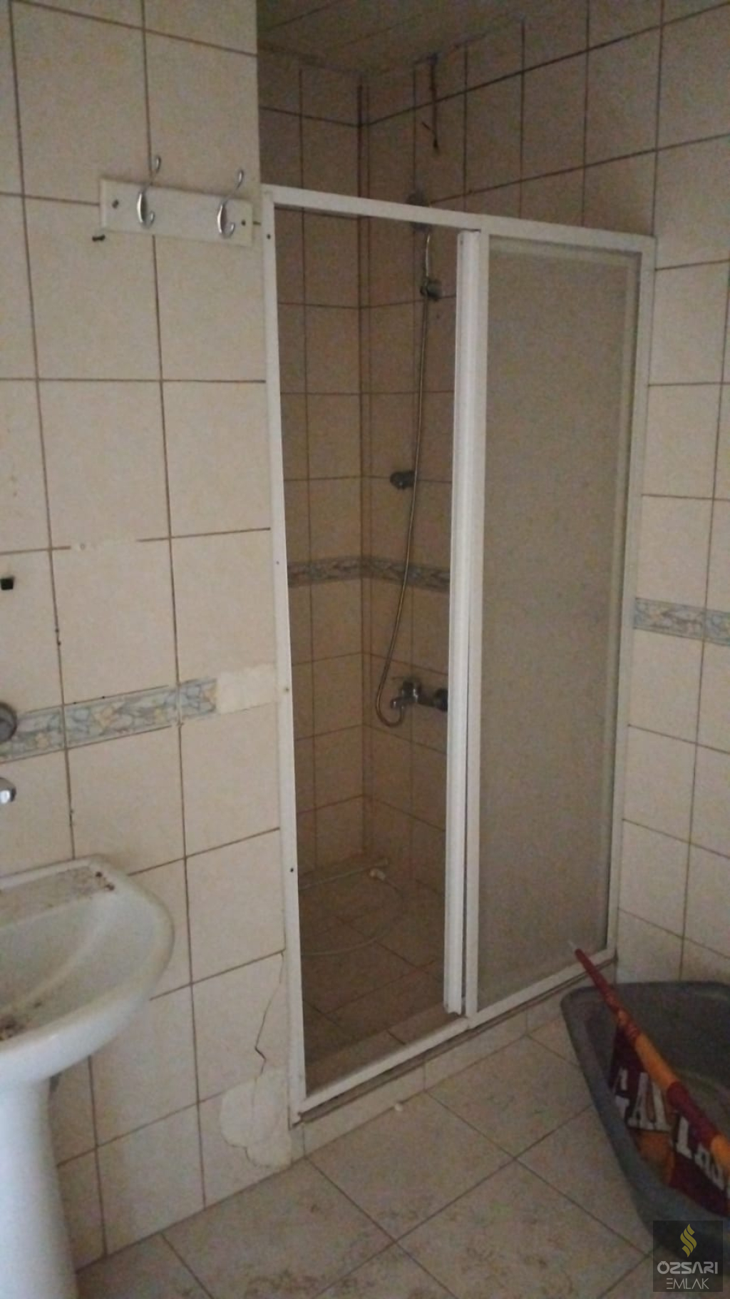 BORNOVA ATATÜRK MAH. 3+1 KİRALIK DAİRE