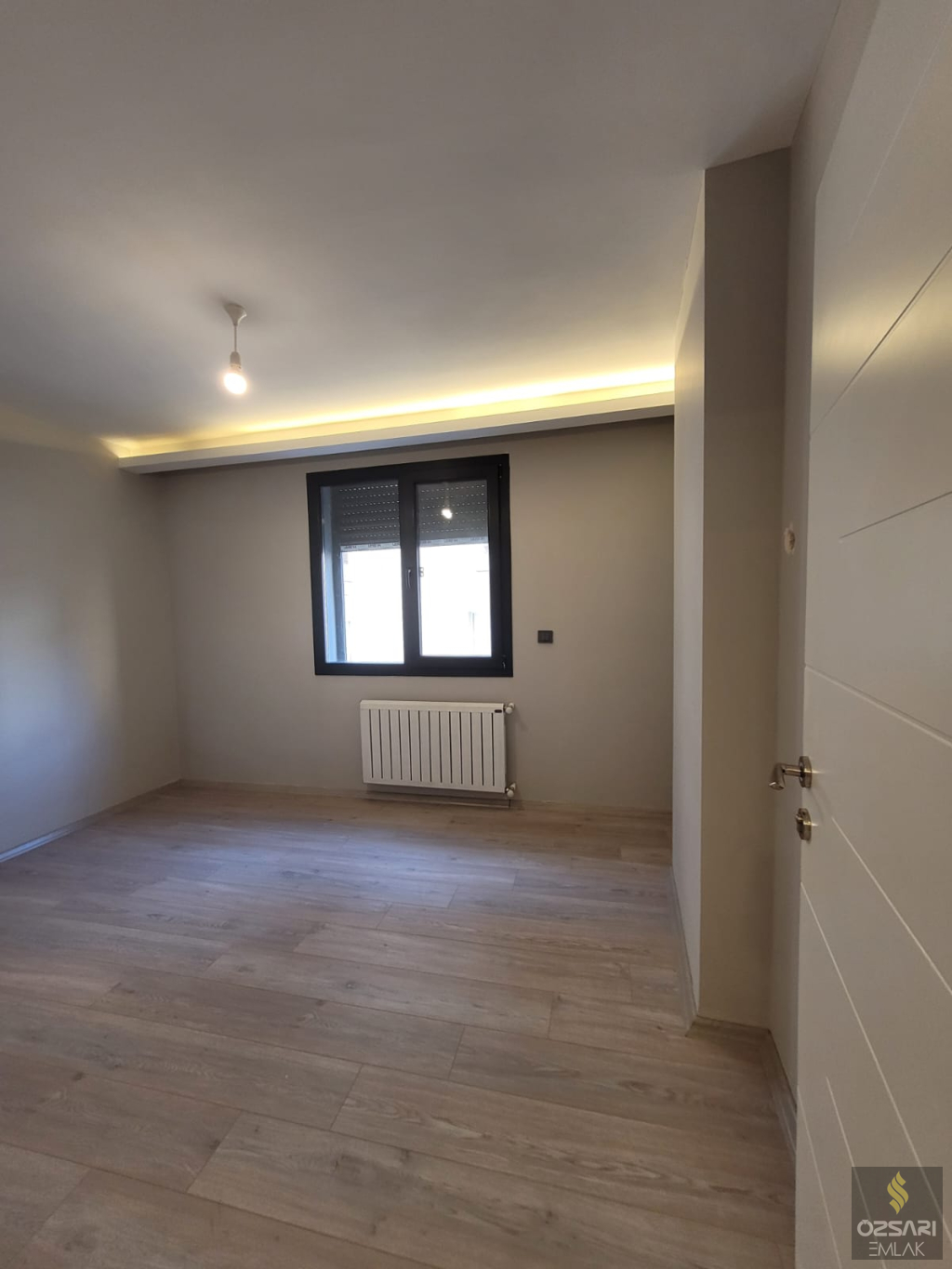 Bornova İnönü mah. 2+1 doğalgazlı klimalı, Deniz manzaralı kiralık DairE