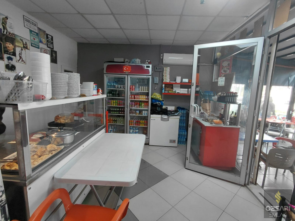 MANAVKUYU ÇAMKIRAN ORTAOKULU KARŞISI SATILIK KUPON DÜKKAN