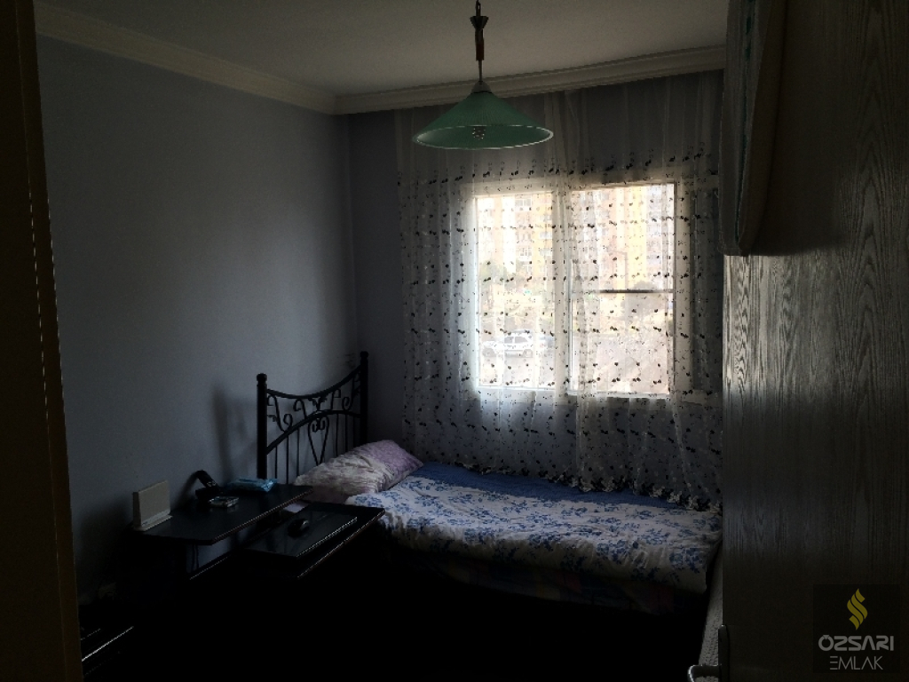BORNOVA EVKA 4 2+1 DENİZ MANZARALI KİRALIK DAİRE