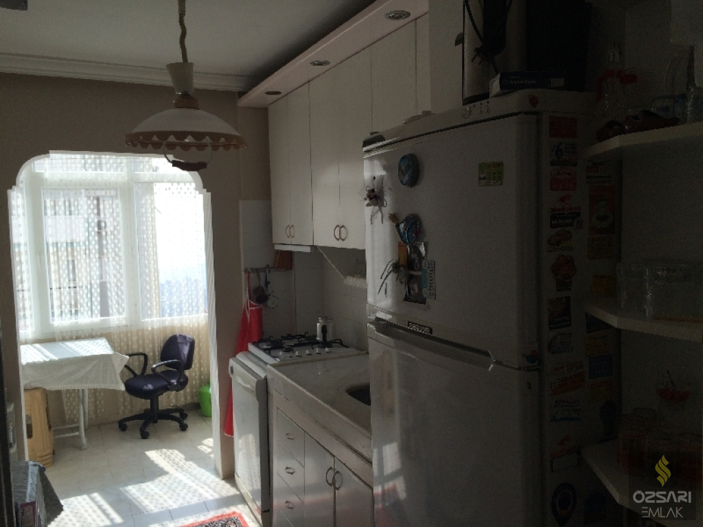 BORNOVA EVKA 4 2+1 DENİZ MANZARALI KİRALIK DAİRE