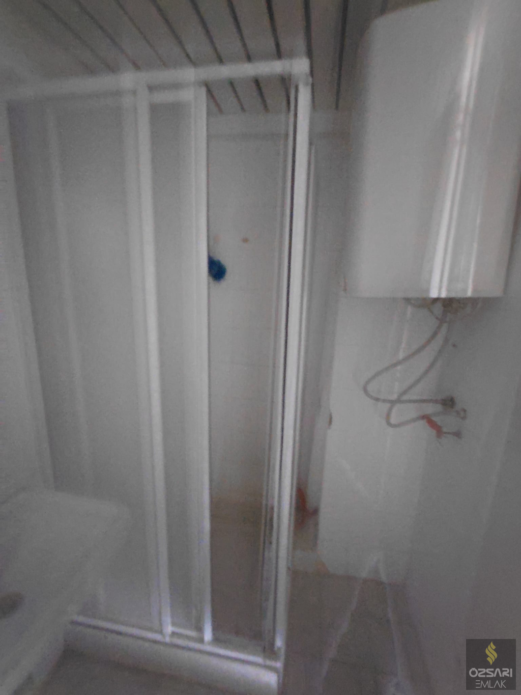 BORNOVA EVKA 4 2+1 AÇIK MUTFAK DOĞALGAZLI KİRALIK DAİRE