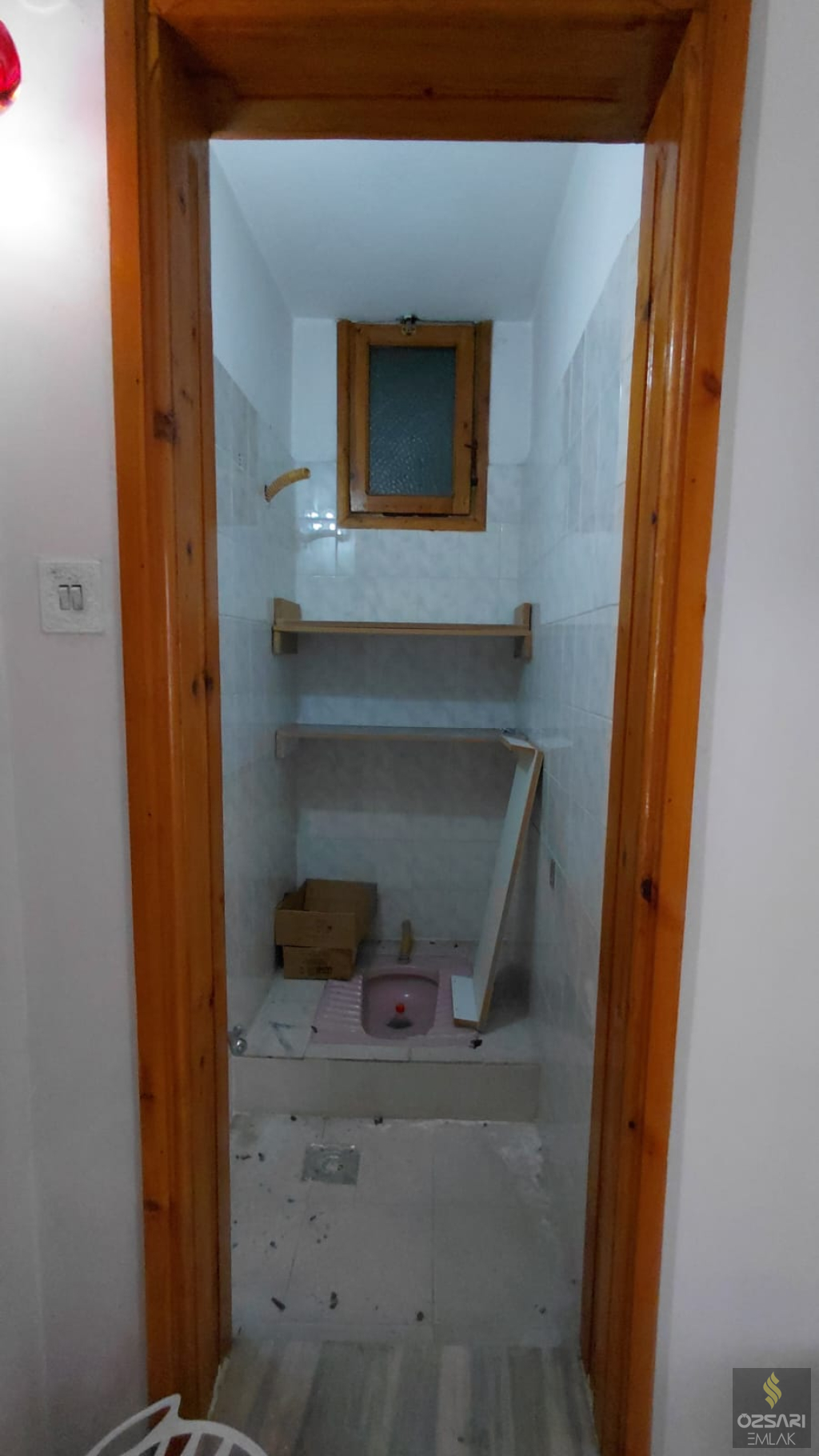 BORNOVA İNÖNÜ MAHALLESİNDE 3+1 KİRALIK DAİRE