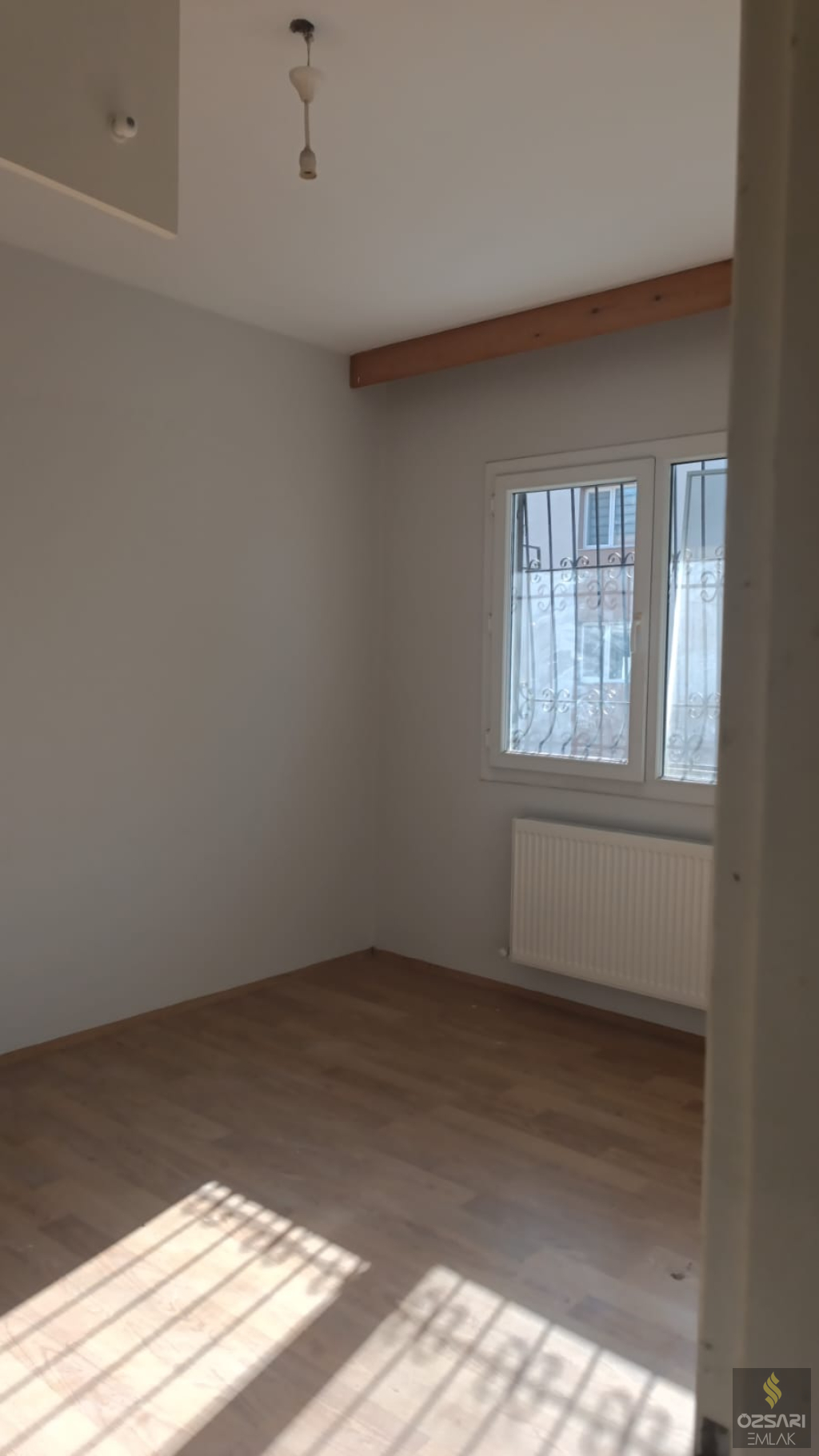 Bornova İnönü mah. 3+1 doğalgazlı kiralık Daire