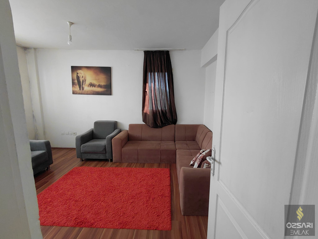 BORNOVA EVKA 4 1+1 EŞYASIZ KİRALIK DAİRE