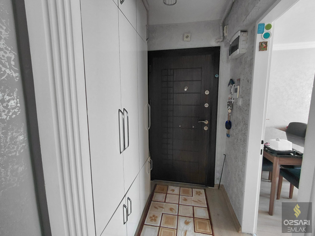 BORNOVA EVKA4 FULL YAPILI GÜNEYCEPHE 2+1 SATILIK DAİRE